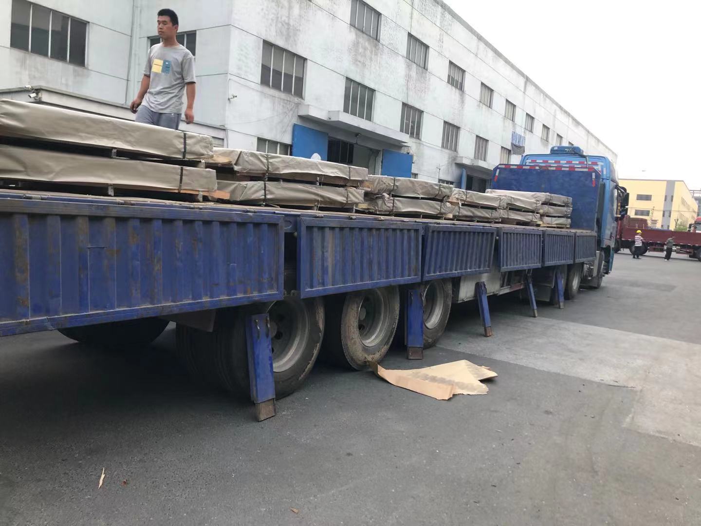 不鏽（xiù）鋼（gāng）抗指紋（wén）板